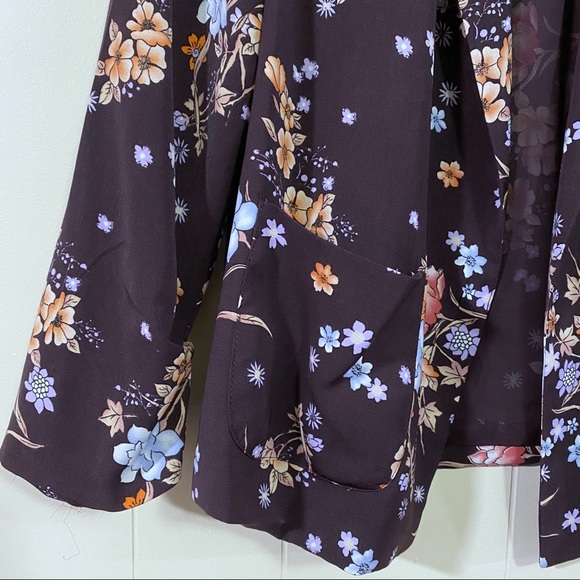 Forever 21 open front floral print cropped blazer - Picture 3 of 5
